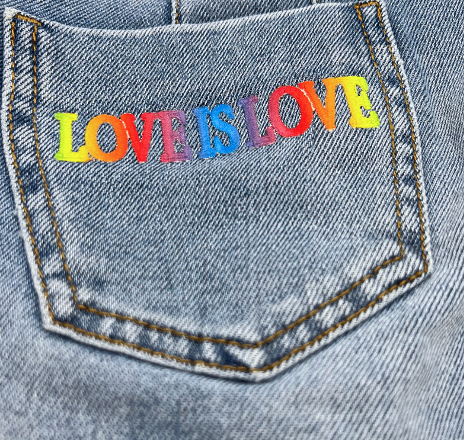 ALBERTA FERRETTI - Jean brodé "love is love" - 10 ans