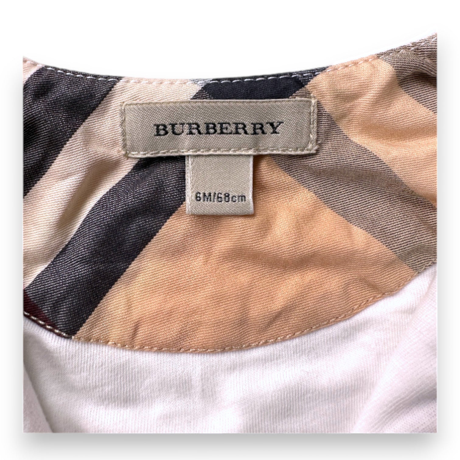 BURBERRY - Gilet blanc zippé avec volants - 6 mois