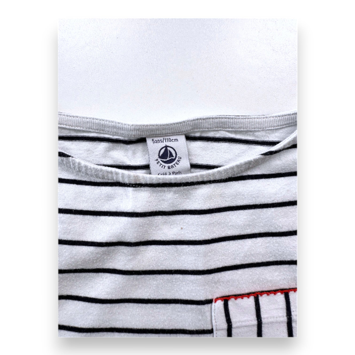 PETIT BATEAU - T-shirt blanc à rayures - 5 ans
