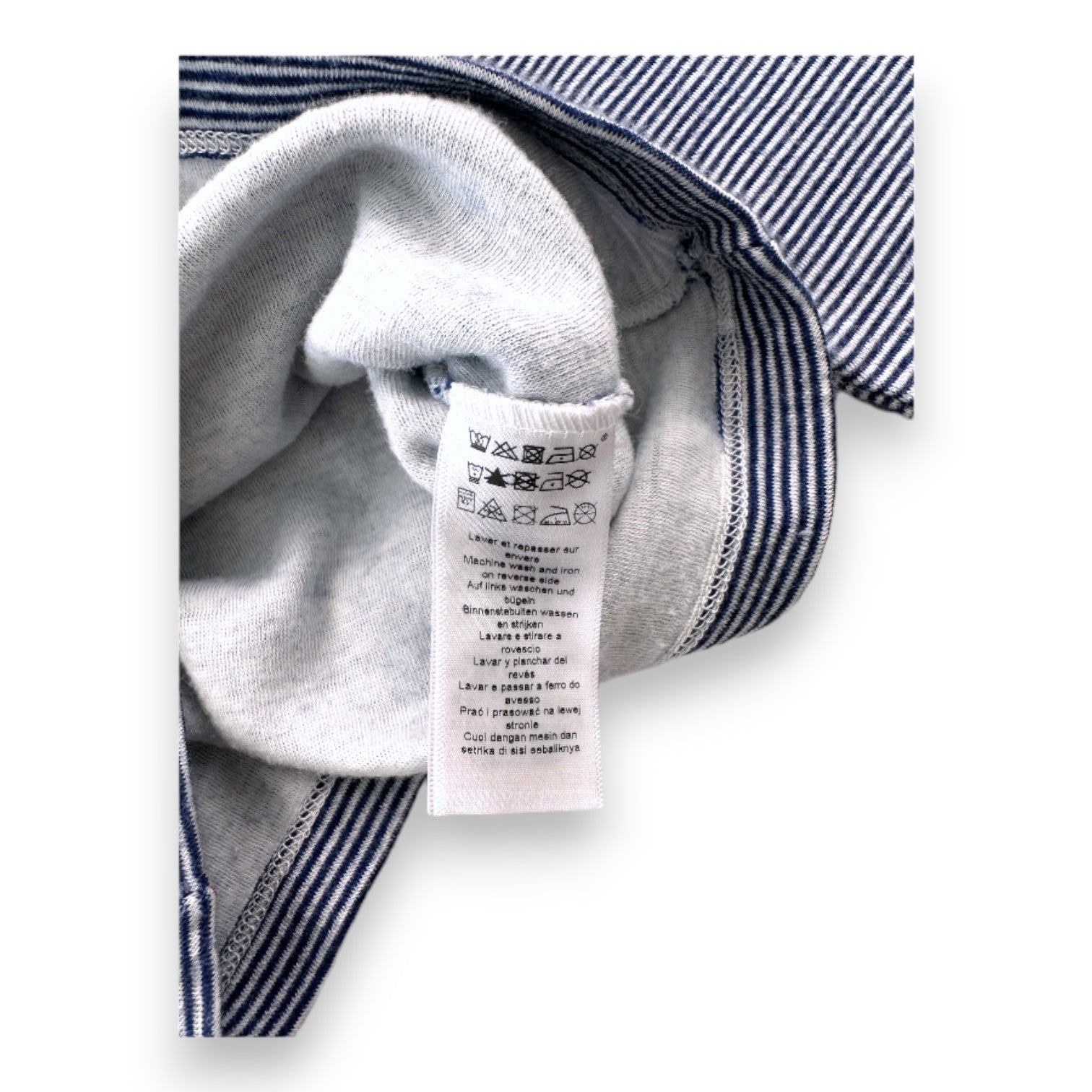 PETIT BATEAU - T-shirt à manches longues bleu et blanc à rayures en laine - 6 ans