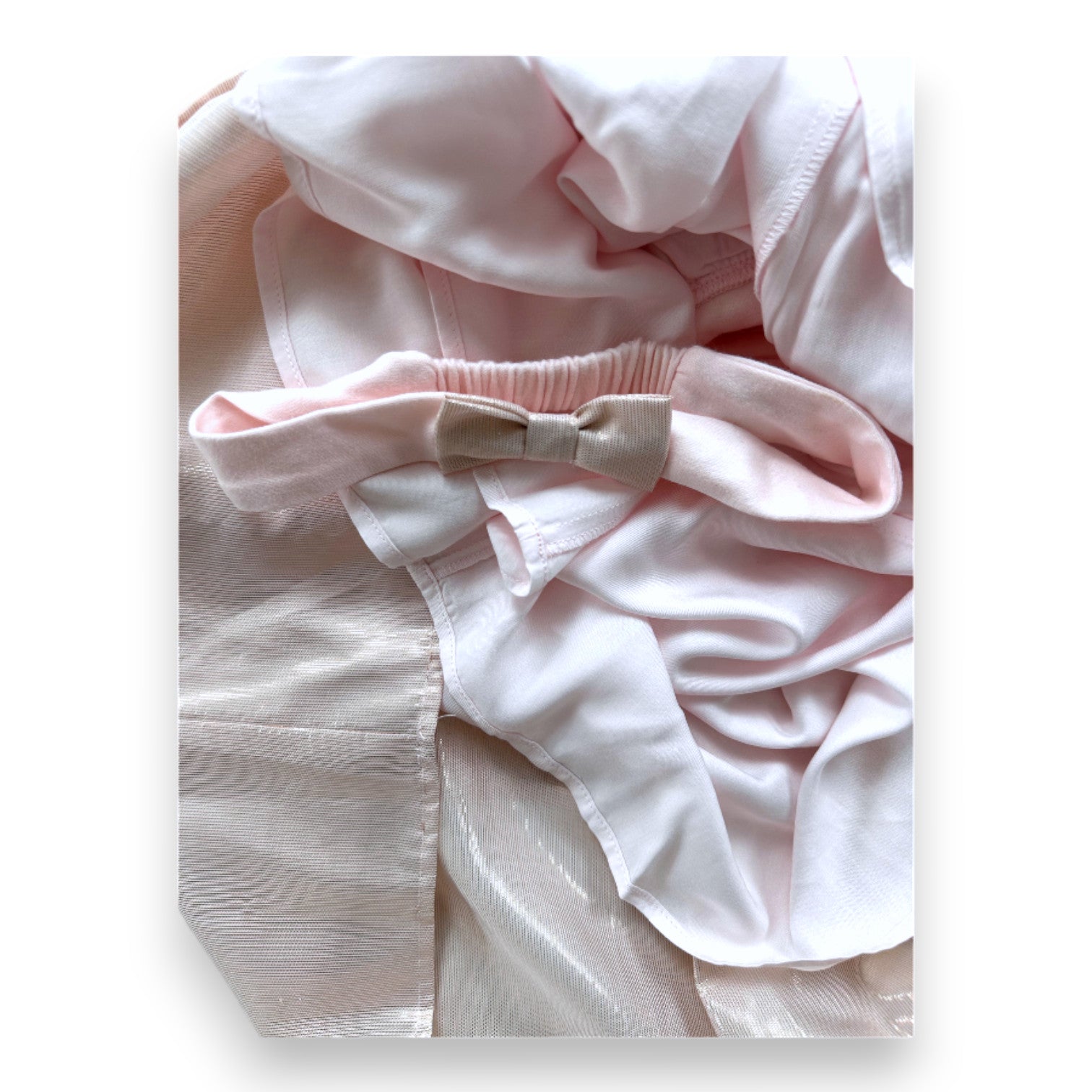 CARREMENT BEAU - Robe rose à manches longues et jupe irisée - 12 mois