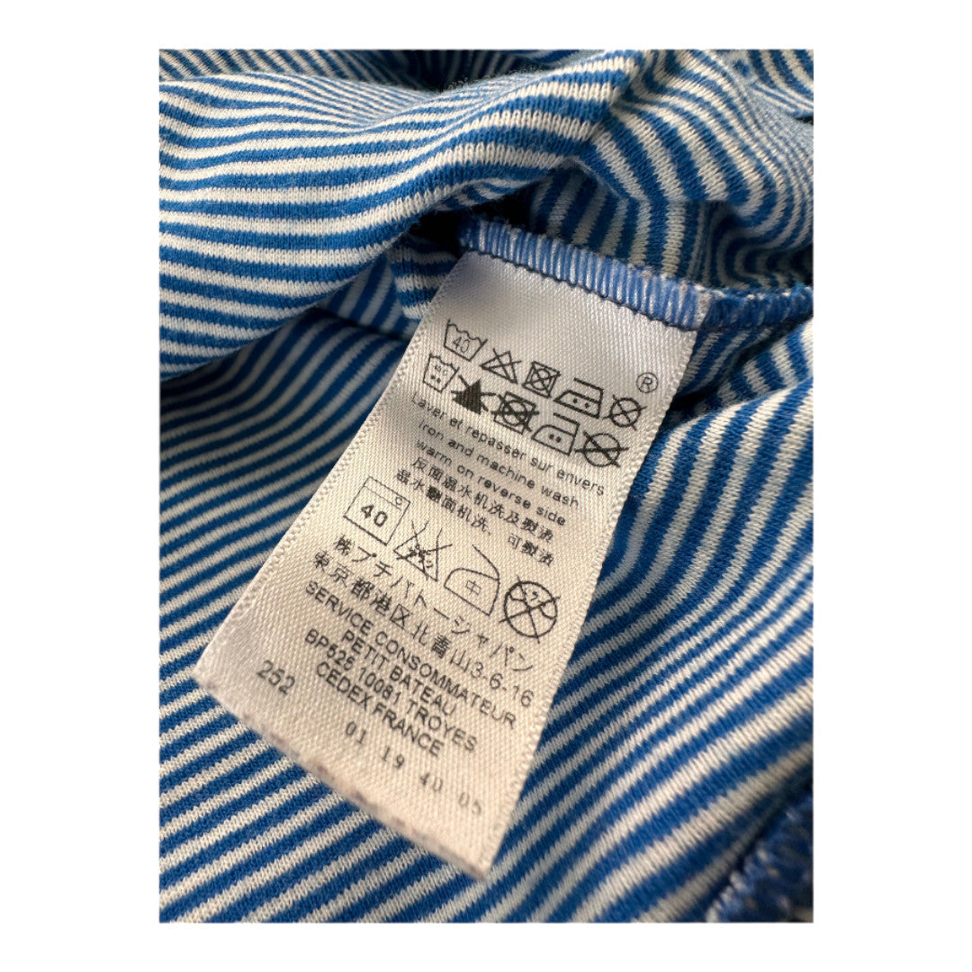 PETIT BATEAU - T-shirt à manches courtes bleu et blanc à rayures - 10 ans