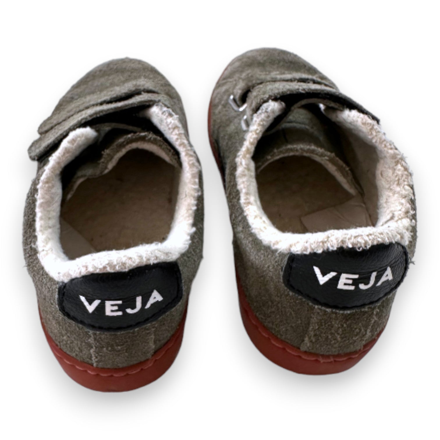 VEJA - Baskets vertes en daim - 27