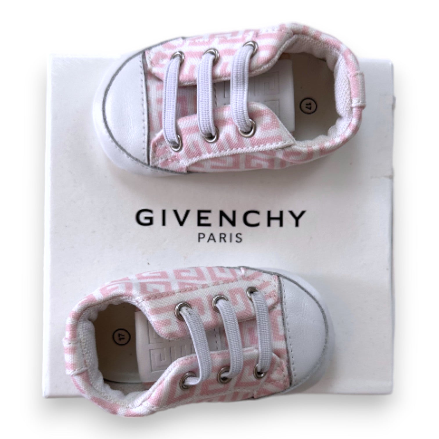 GIVENCGY - Baskets roses neuves - 17