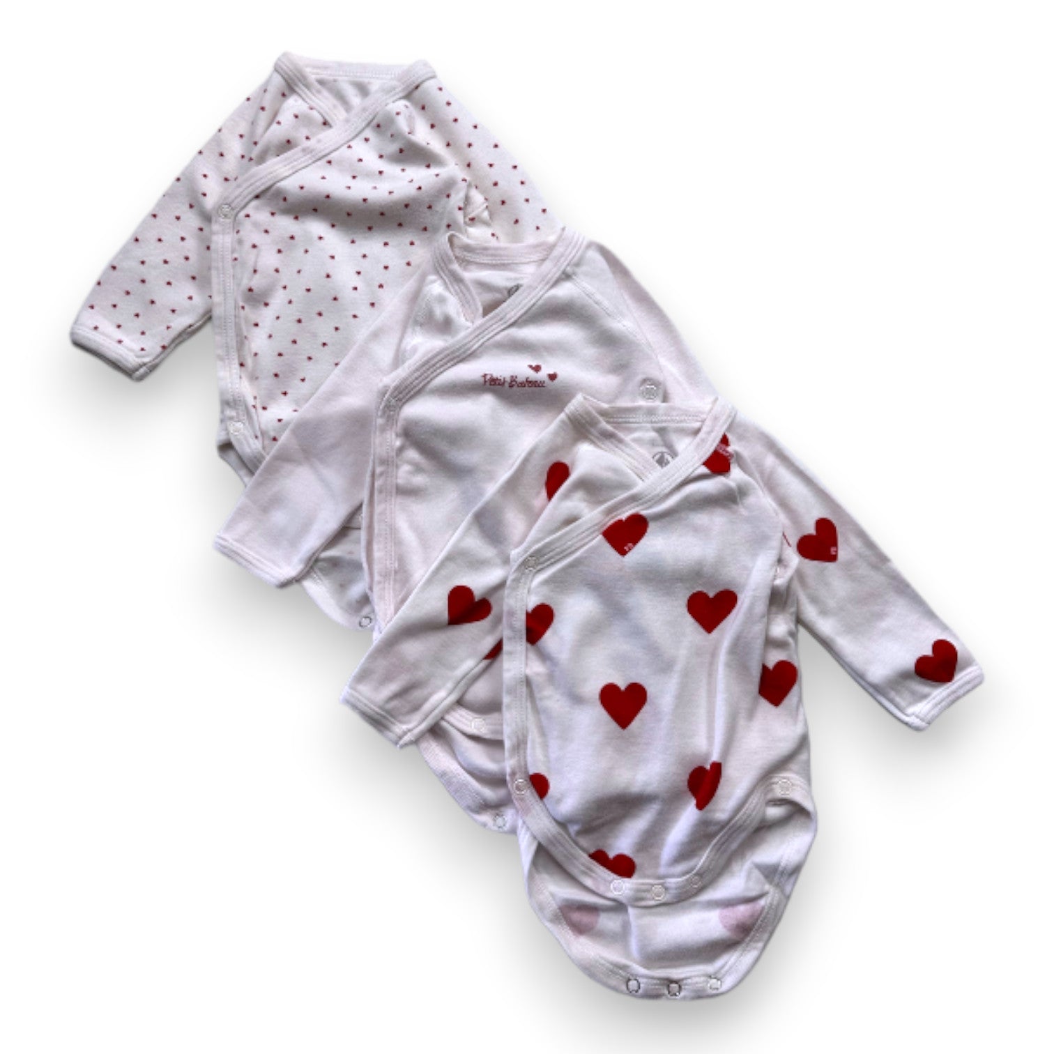 PETIT BATEAU - Lot de 3 bodies blancs à coeurs - 1 mois