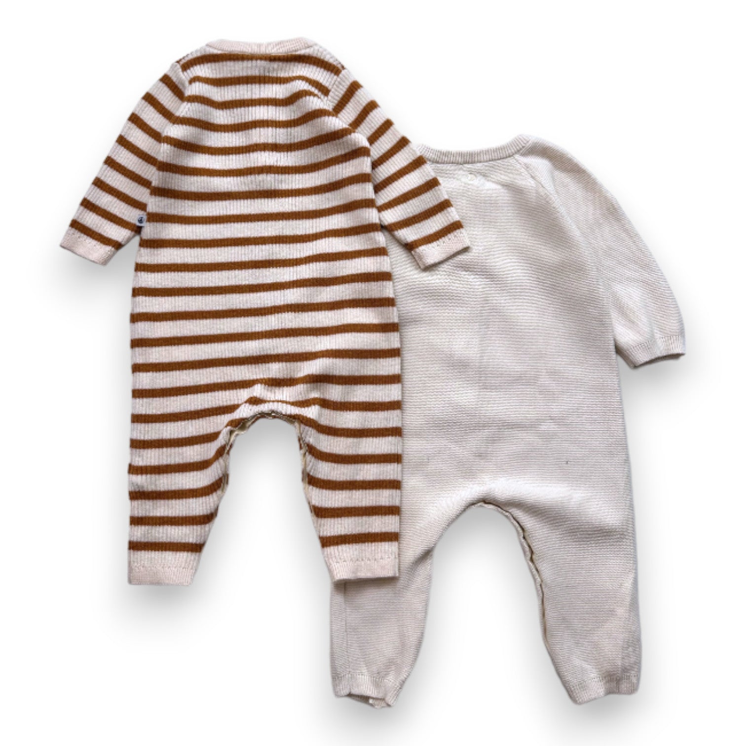 PETIT BATEAU - Lot de 2 combinaisons beige et marron - 6 mois