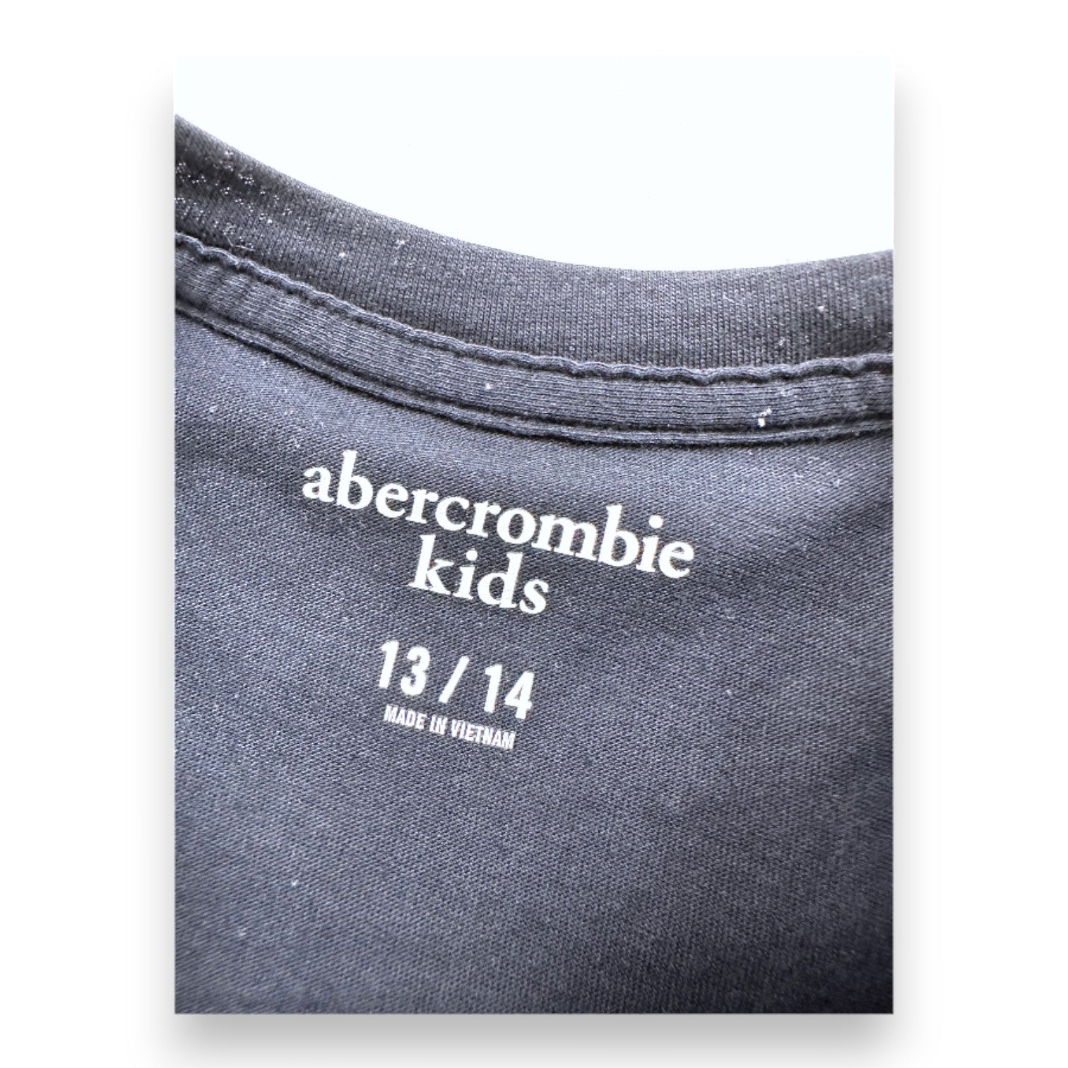 ABERCROMBIE - T-shirt noir à manches courtes avec imprimé - 13 ans