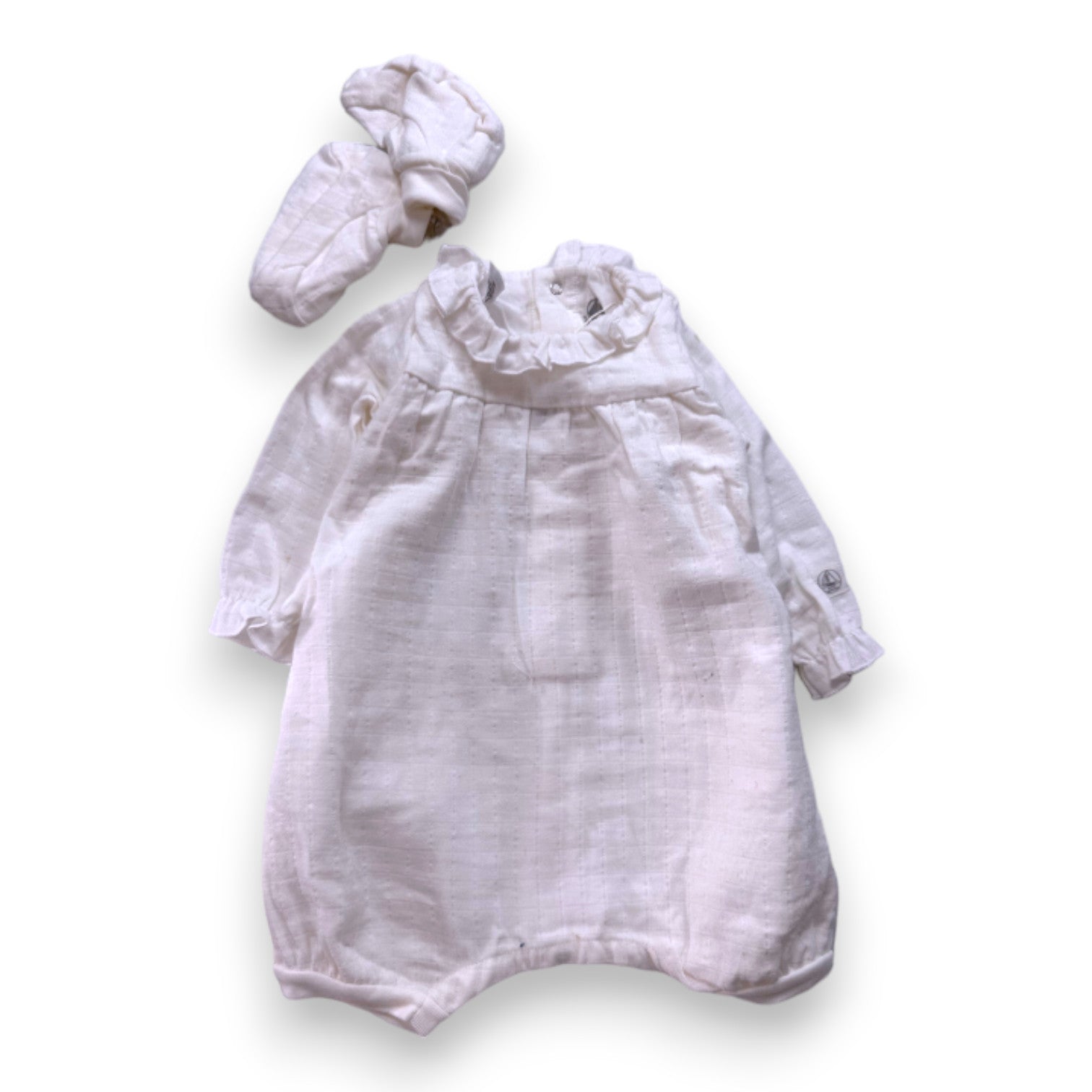 PETIT BATEAU - Barboteuse blanc avec chaussons neuve - 12 mois