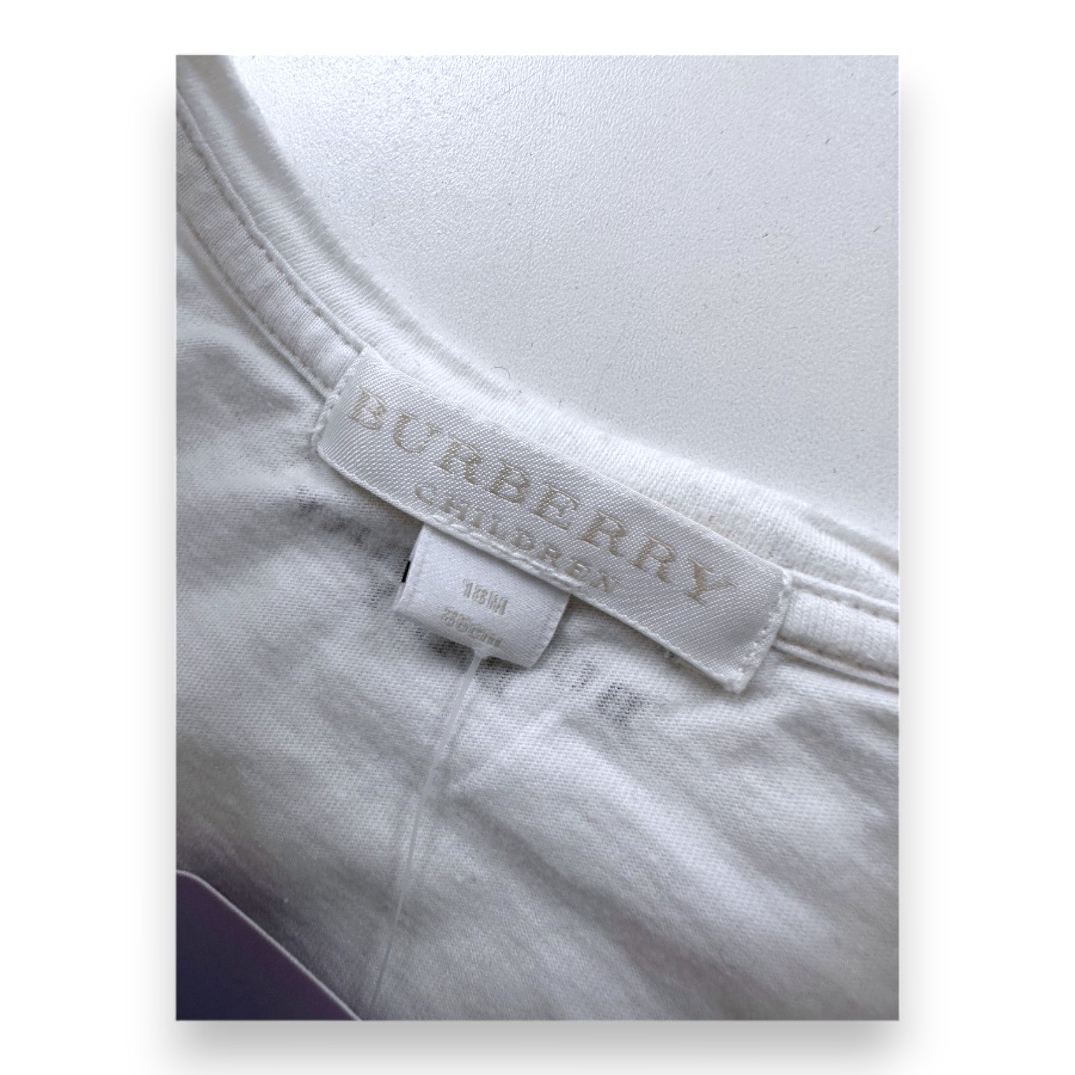 BURBERRY - t shirt blanc à motif - 18 mois