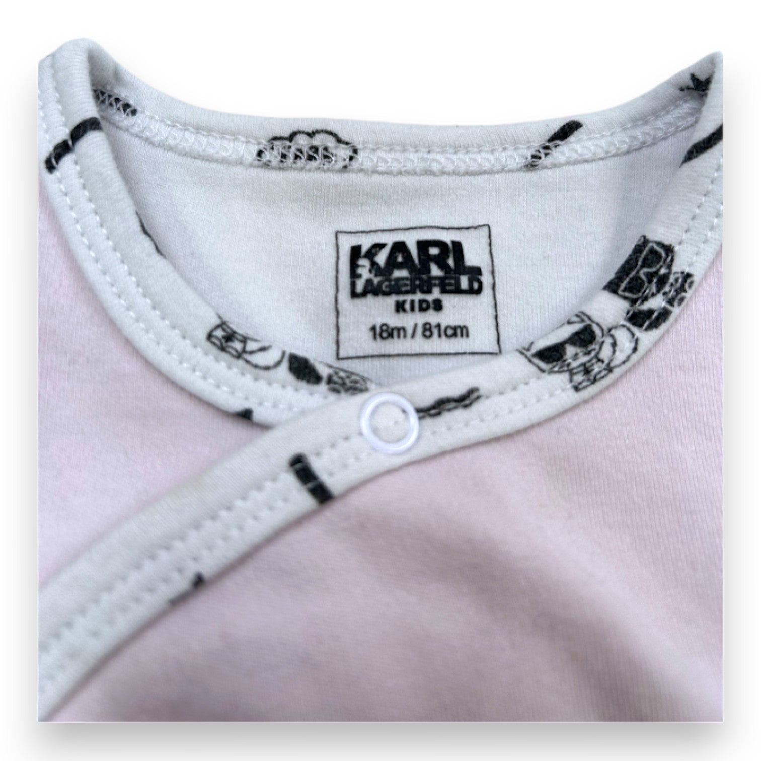 KARL LAGERFELD - Pyjama rose avec imprimé - 18 mois