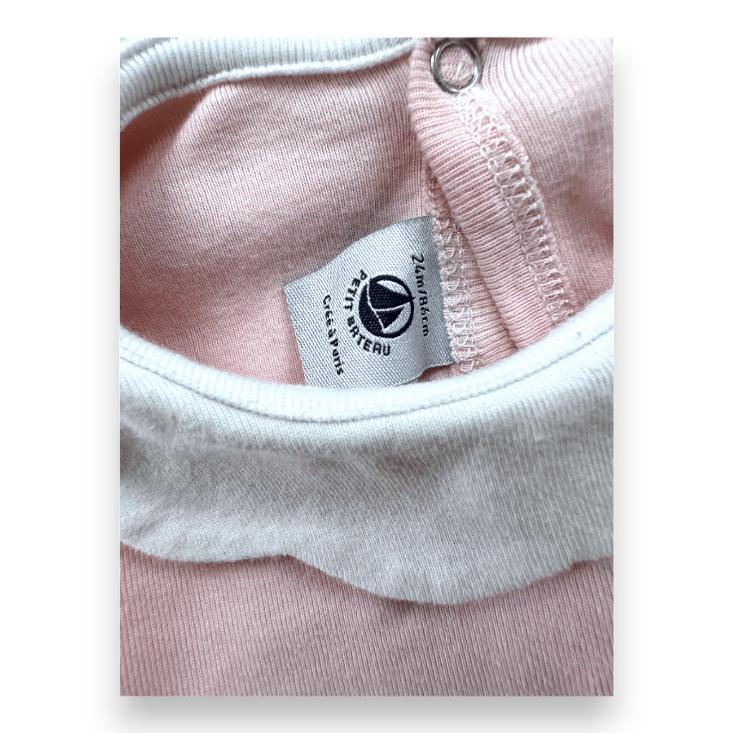 PETIT BATEAU - T-shirt à manches longues rose et col blanc - 2 ans