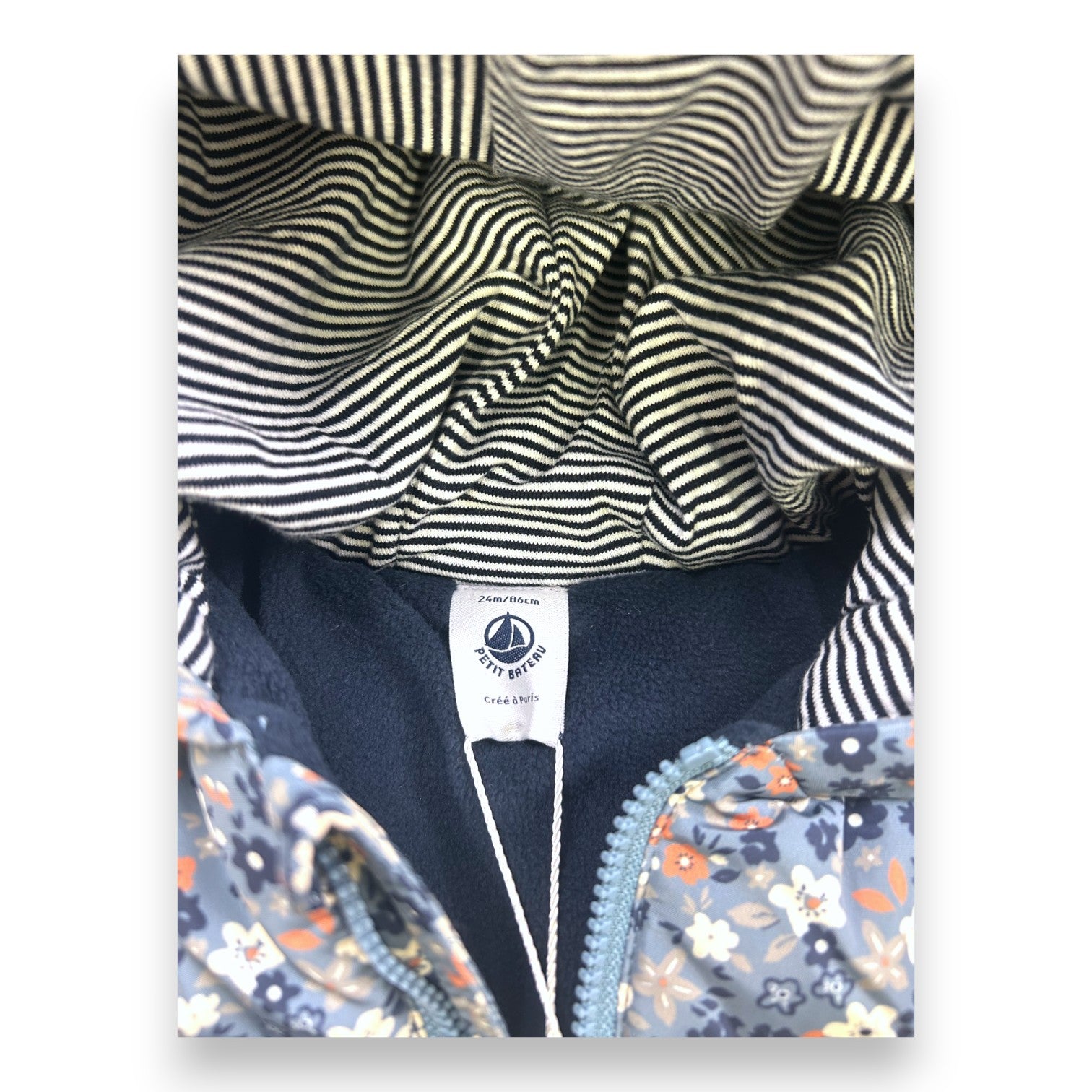 PETIT BATEAU - Doudoune fleurie bleue neuve - 2 ans