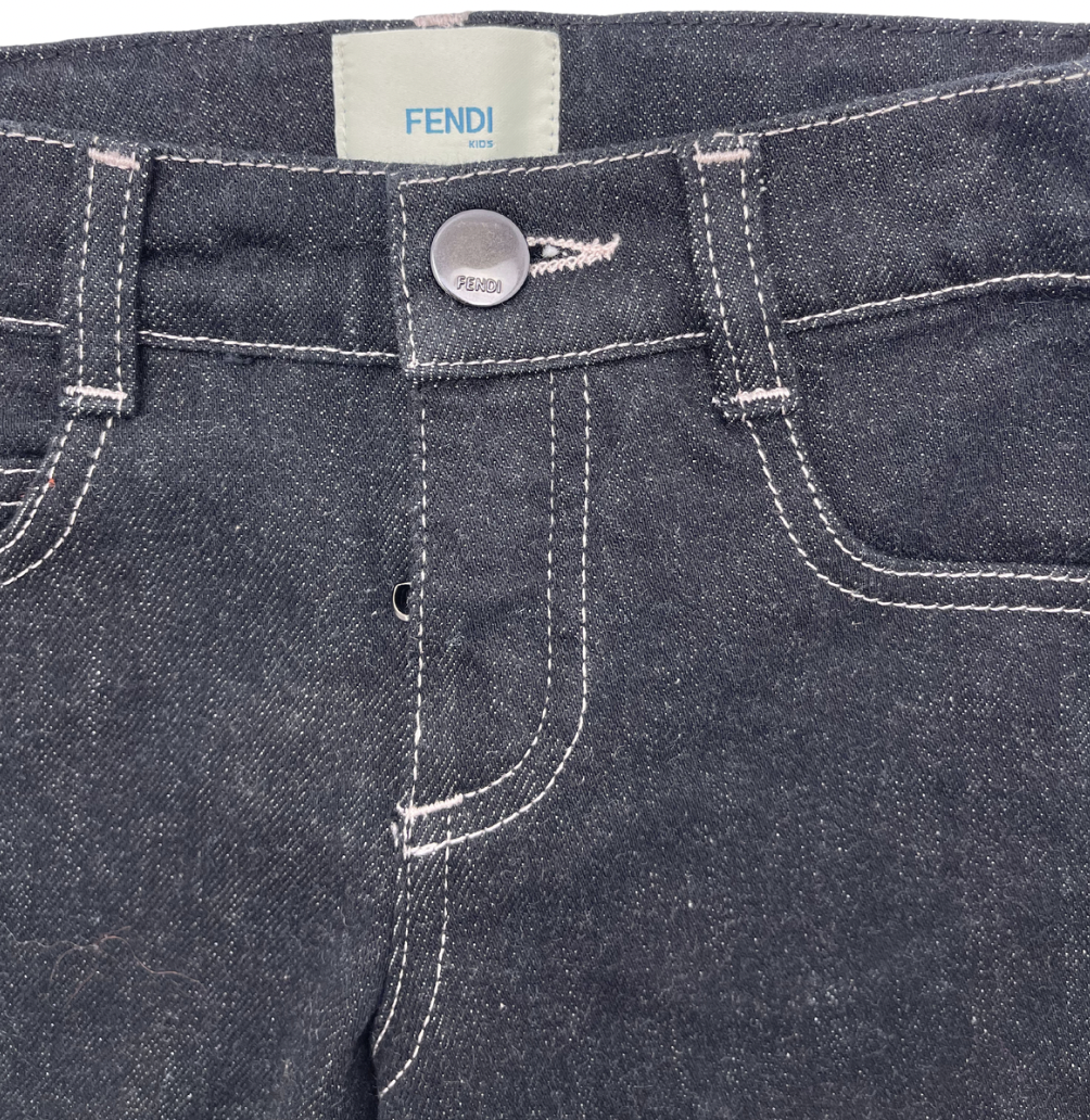 FENDI - Jean noir avec poche arrière rose avec logo - 4 ans